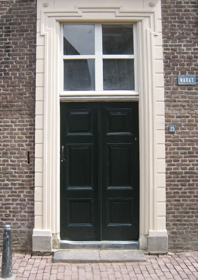 door1.jpg