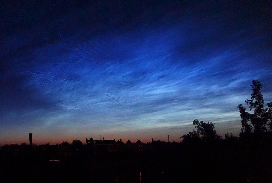 Noctilucentcloud.jpg